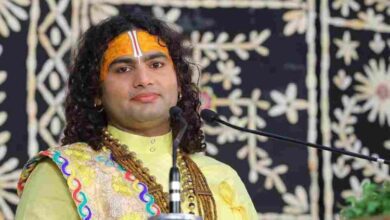 Anirudhacharya Maharaj