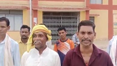 वर्षों बाद युक्तियुक्तकरण से मिले गणित और विज्ञान के व्याख्याता, अभिभावकों ने जाहिर की खुशी