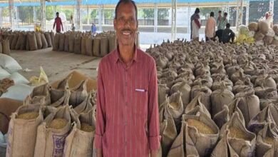 घर बैठे धान विक्रय का नया दौर: तुंहर टोकन ऐप से किसानों को मिली बड़ी राहत, मोबाइल से काट रहे टोकन, धान खरीदी प्रक्रिया हुई पारदर्शी और तेज