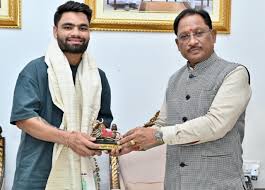 भारतीय क्रिकेट टीम के बल्लेबाज़ रिंकू सिंह ने मुख्यमंत्री से की सौजन्य मुलाकात, छत्तीसगढ़ में खेल सुविधाओं के विस्तार पर हुई सार्थक चर्चा