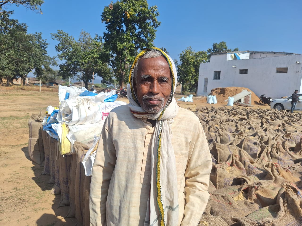 मृणाल मंडल ने धान विक्रय का सही मूल्य मिला, ऑनलाइन टोकन से आसान हुआ धान खरीदी