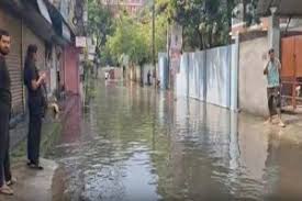 गुवाहाटी में मूसलाधार बारिश ने मचाई तबाही, एक युवक की मौत